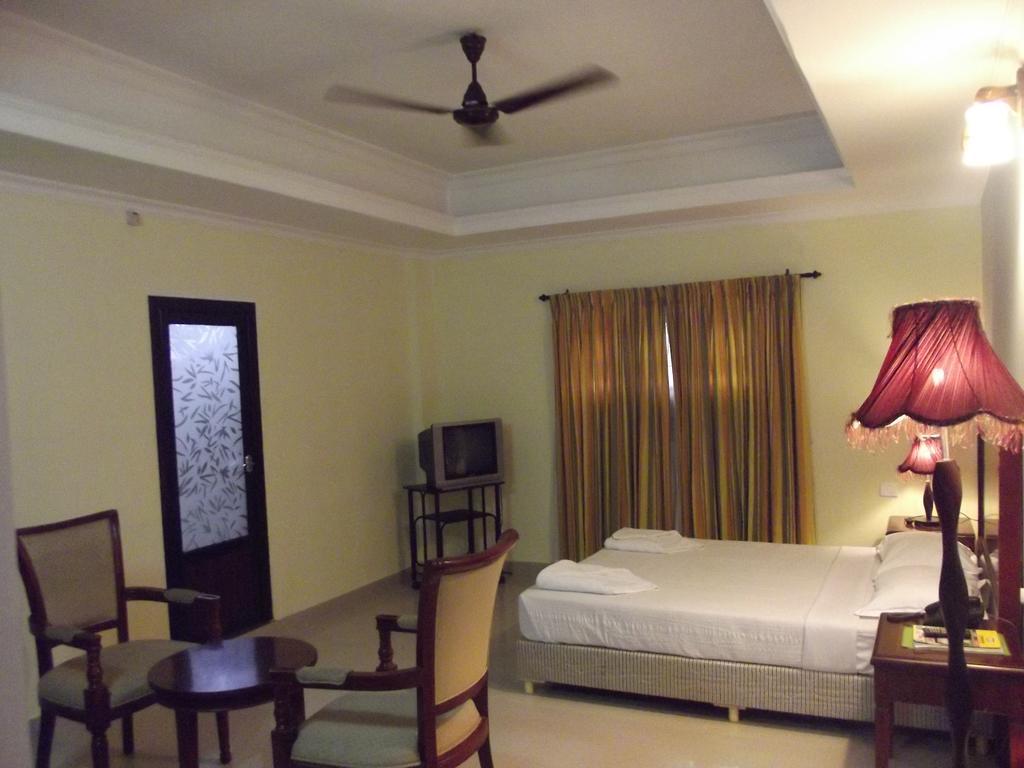 Devasura Inn Guruvayur Room photo