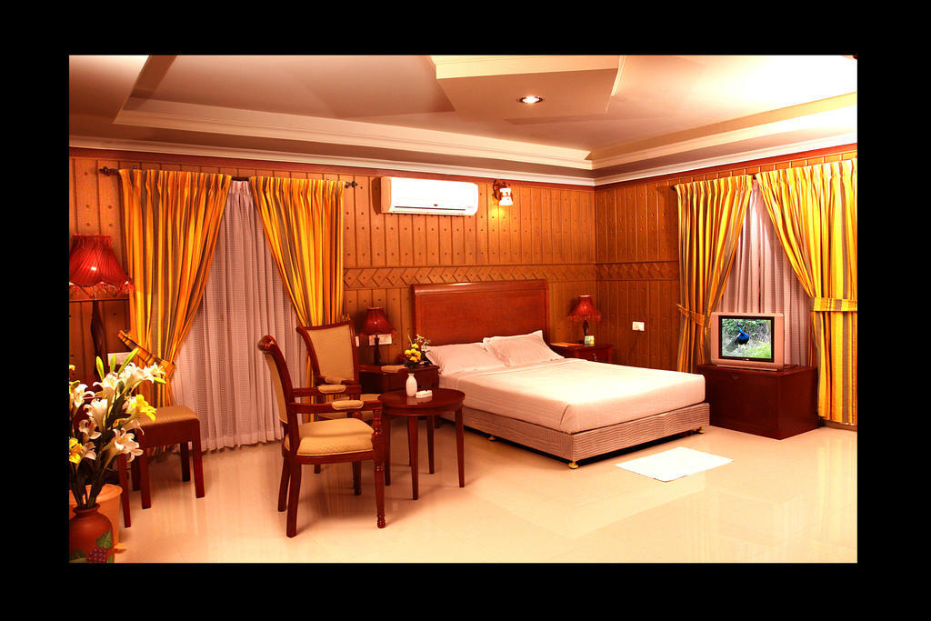 Devasura Inn Guruvayur Room photo
