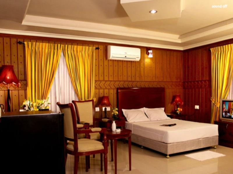 Devasura Inn Guruvayur Exterior photo