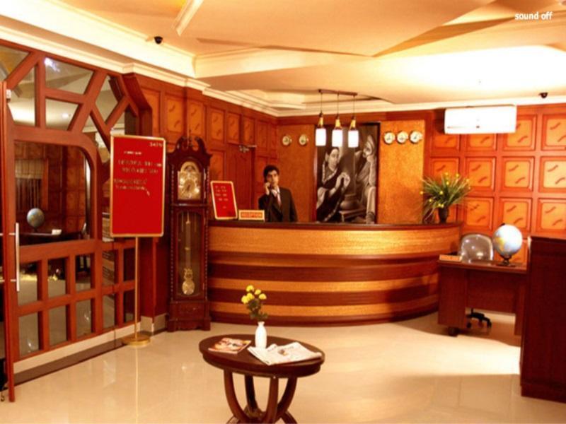 Devasura Inn Guruvayur Exterior photo